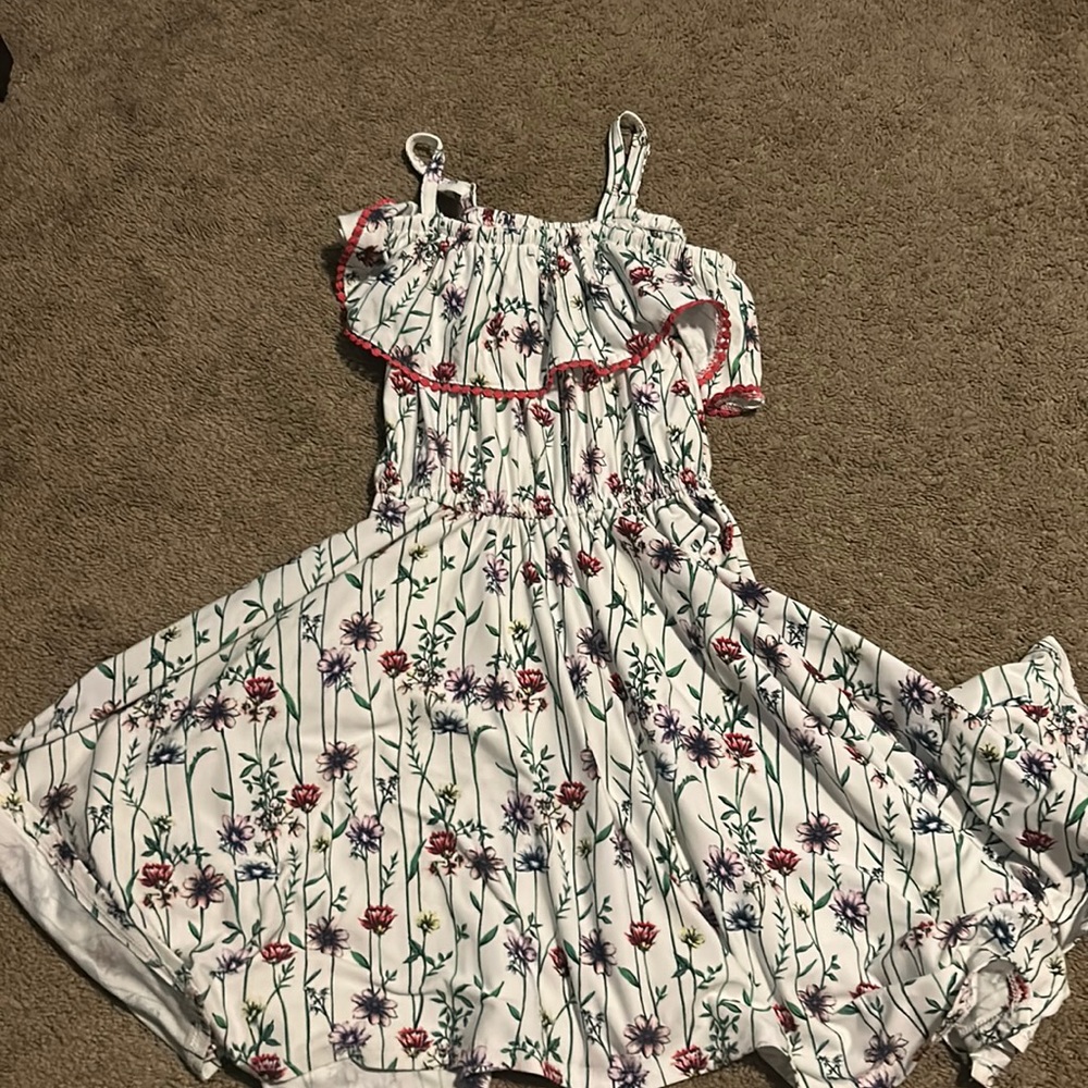 Girls floral dress